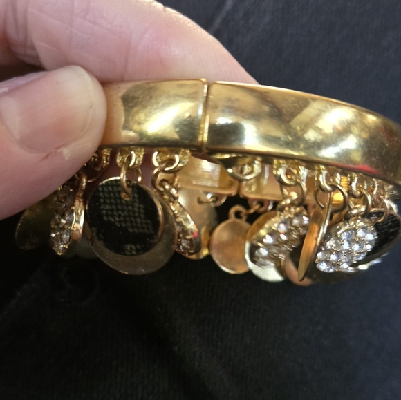 Juicy Couture dangle gold stretch bracelet NEW 8" - Picture 5 of 5